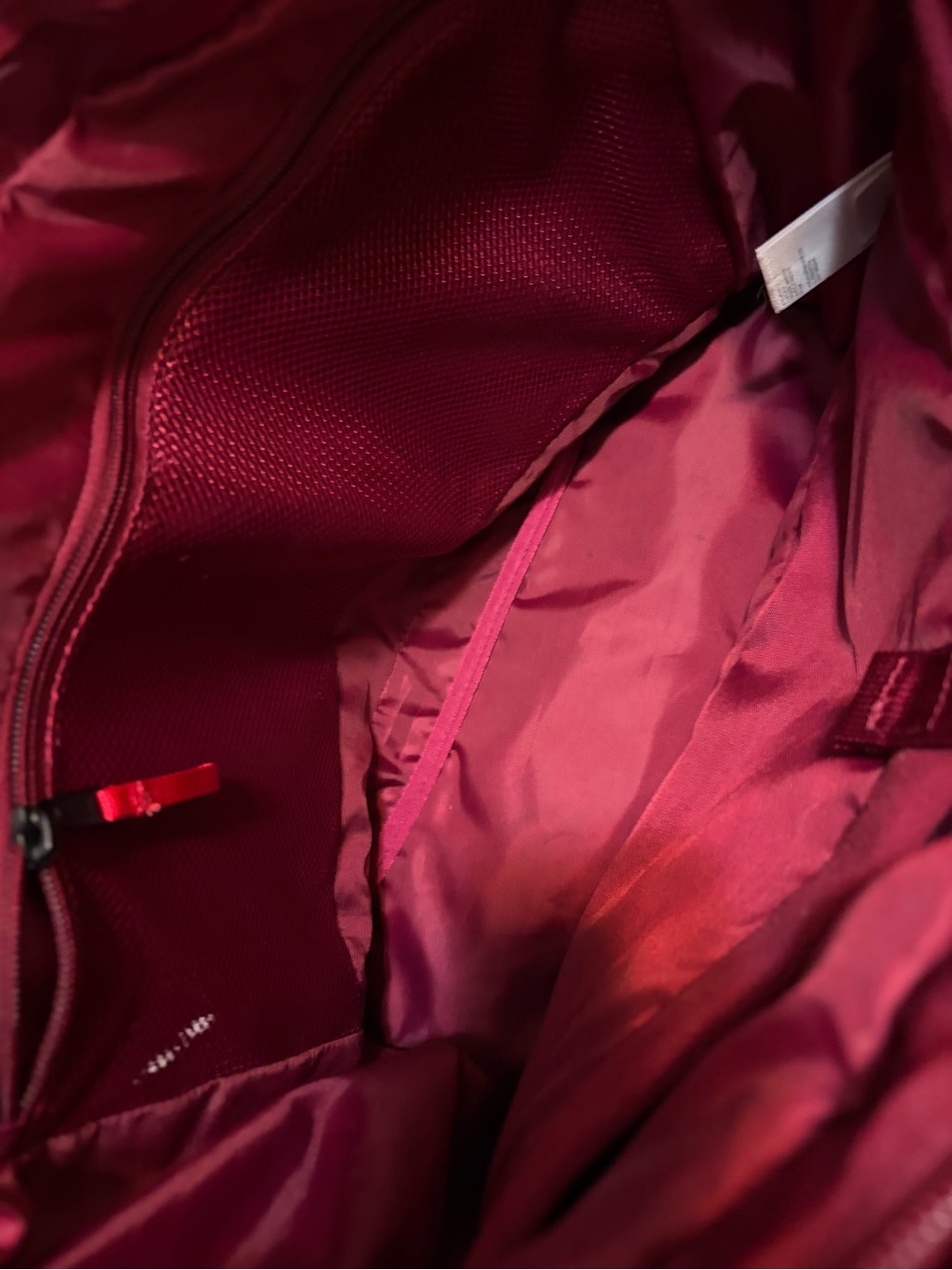 THE NORTH FACE Base Camp™ Voyager Tote 24l Laptop Sumac/Iron Red Travel Commute - Picture 6 of 16